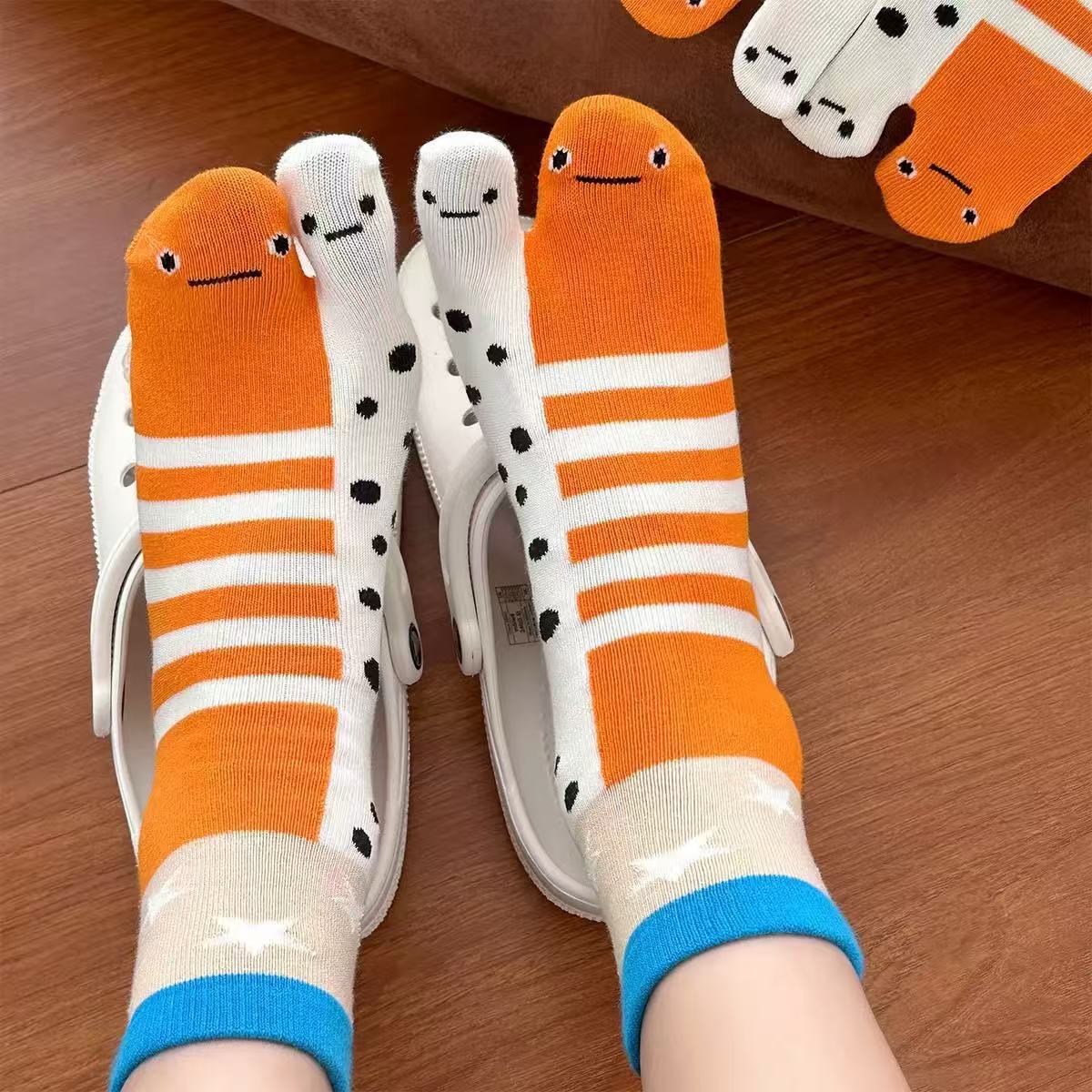 Toe Sock Split - ถุงเท้าผู้หญิงลายการ์ตูนฉลามวาฬน่ารักตลกๆ แบบแยกนิ้วเท้า ถุงเท้าข้อสั้นนุ่มสบาย ระบายอากาศได้ดี สำหรับนักเรียน