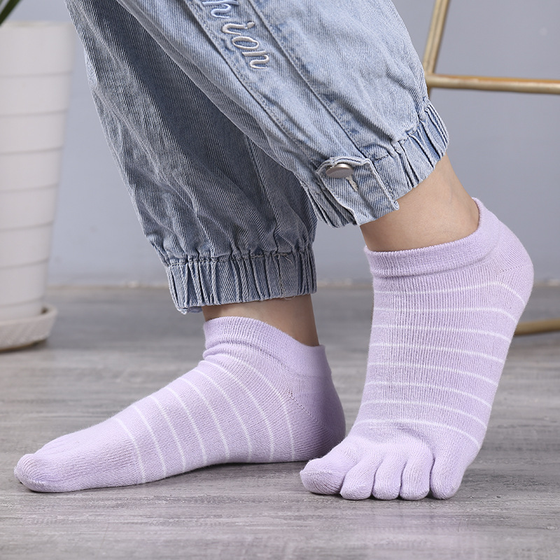 ถุงเท้าห้านิ้วลายทางสำหรับผู้ห - Ankle Sock Low Cut บทวิจารณ์และราคา